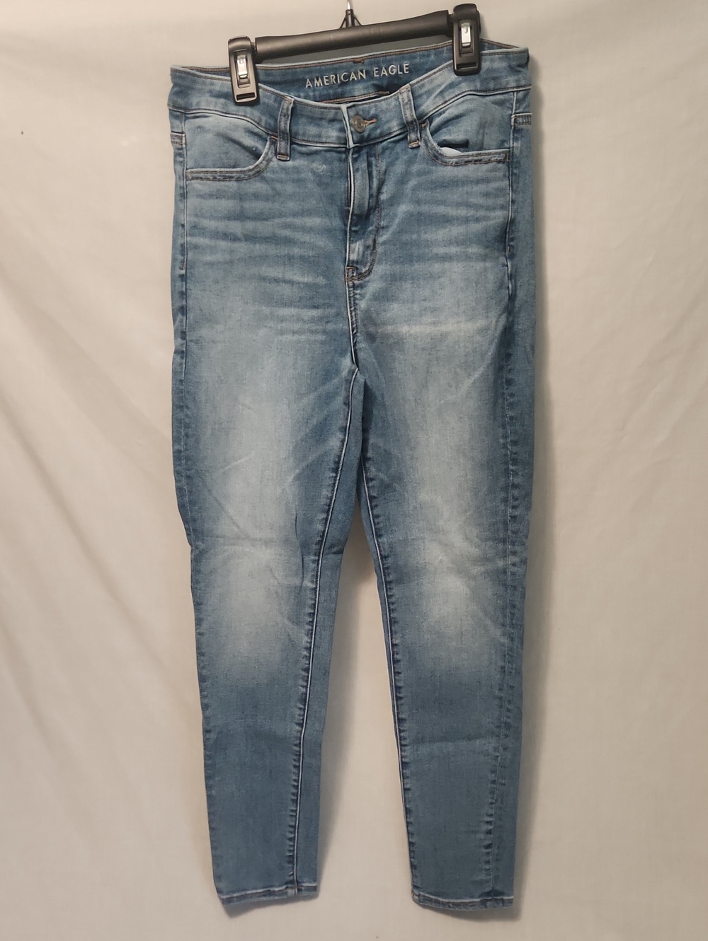 American Eagle Outfitters Women's Light Wash Skinny Jeans